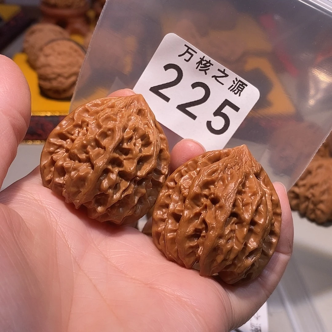 文玩核桃吊坠40曹大龙……