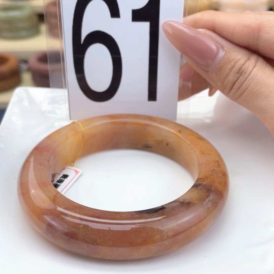 【闪购商品】石英质玉手镯未镶嵌