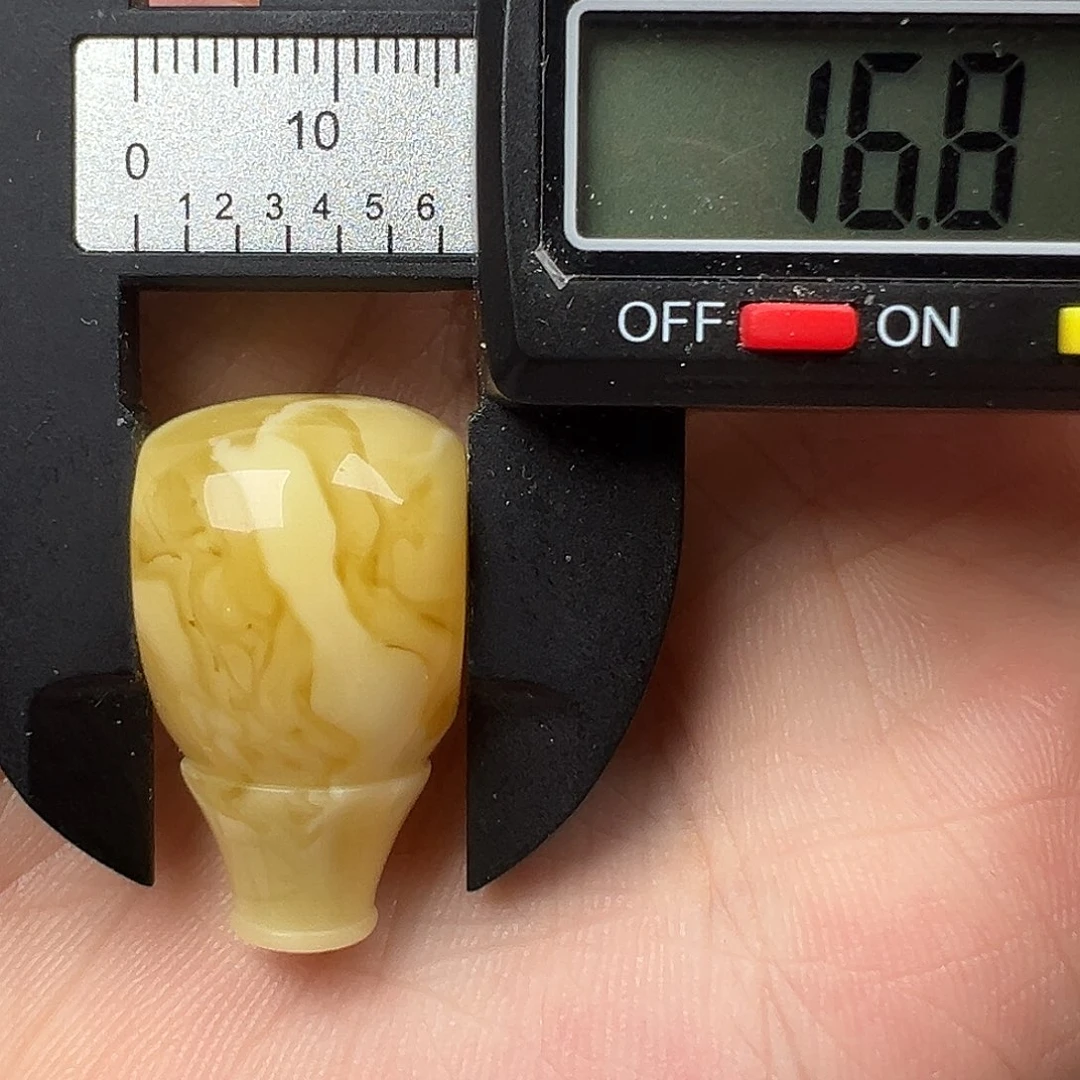 蜜蜡吊坠(不含链)未镶嵌