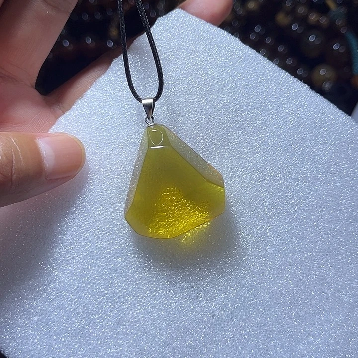 帽***姐琥珀银S925镶嵌颈饰缅甸天然琥珀吊坠
