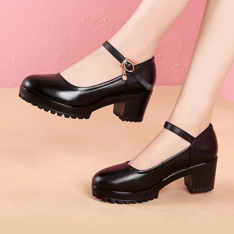 粗跟妈妈鞋高跟鞋皮鞋防水厚底走秀圆头鞋子C216