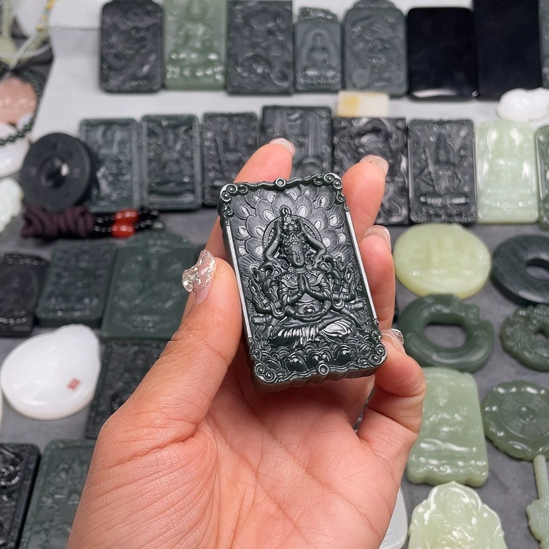 和田玉未镶嵌颈饰