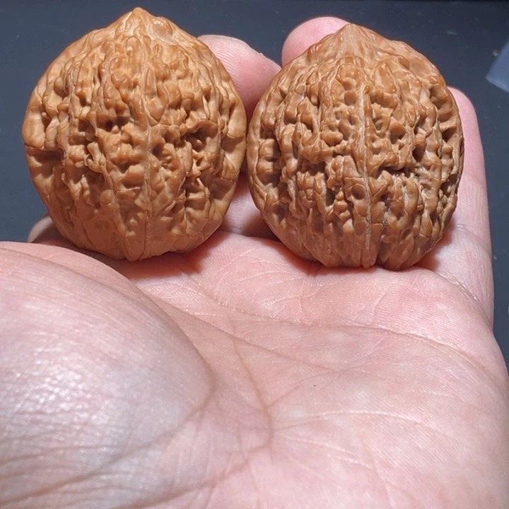 文玩核桃吊坠蒜头37