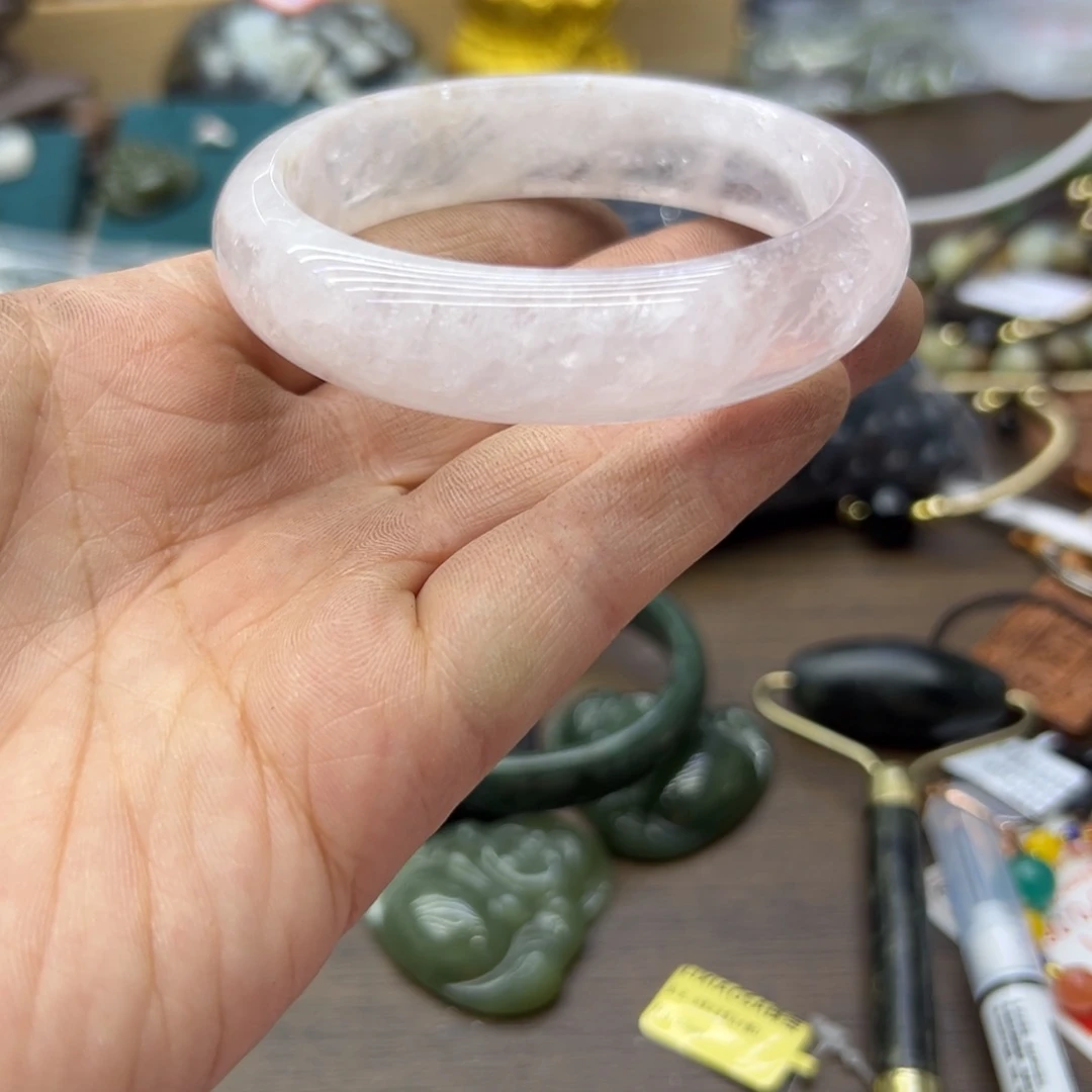 未镶嵌水晶手镯59.3圈围185瑕