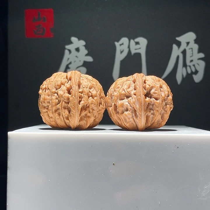 扬***.文玩核桃吊坠1111