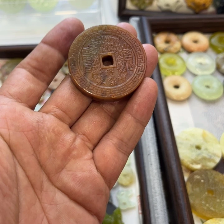 蛇纹石玉合金车挂