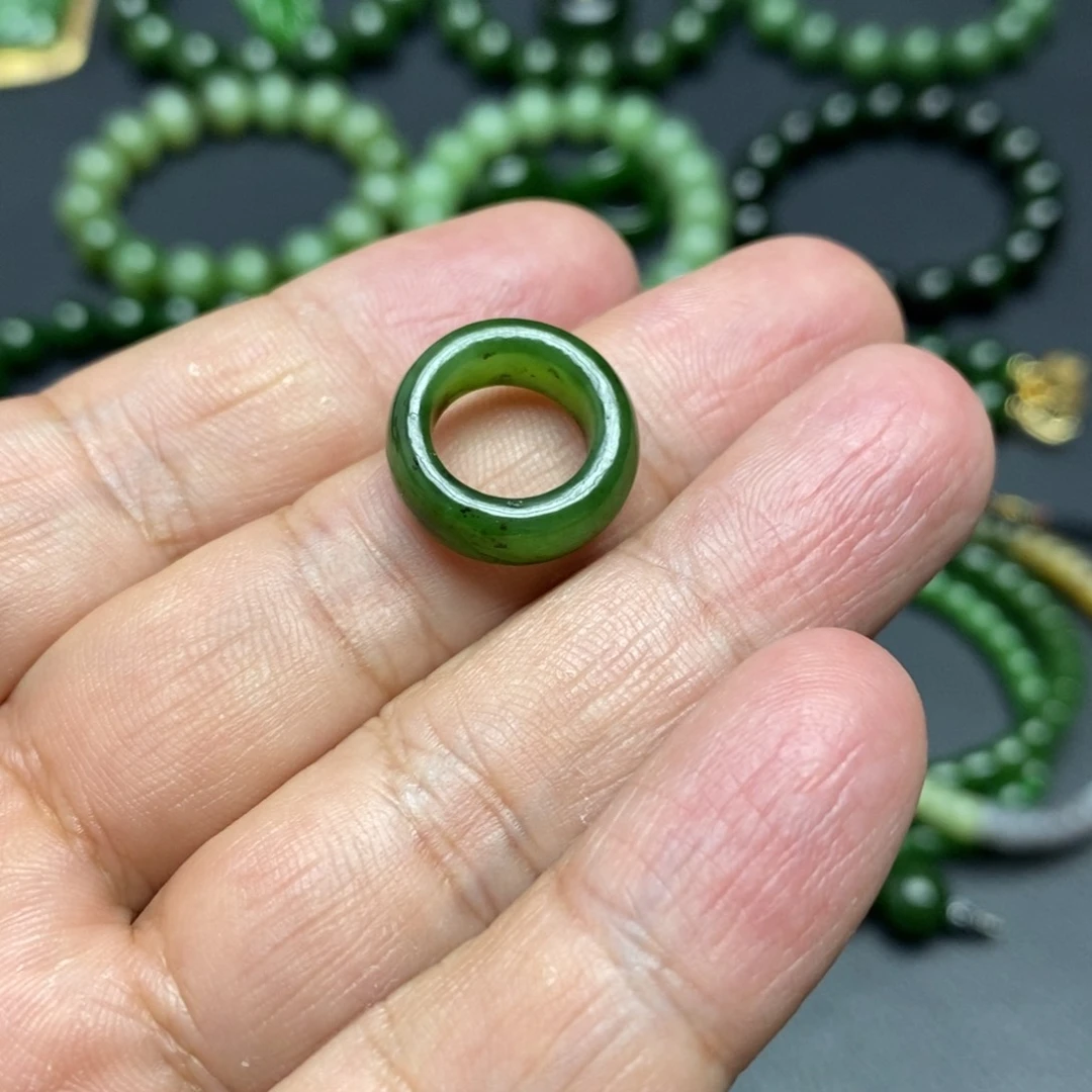 和田玉（碧玉）珠宝半成品未镶嵌