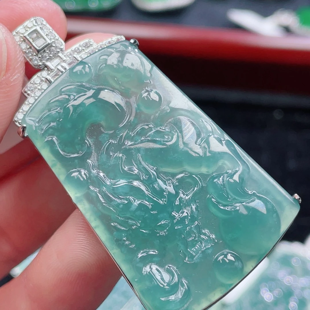 翡翠颈饰未镶嵌707，