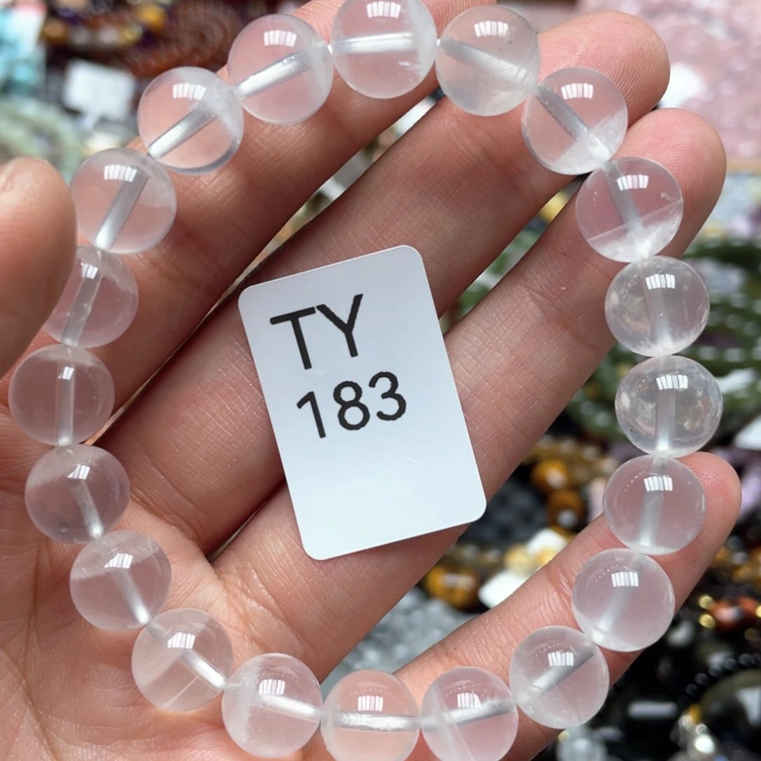 水晶多样性发一只未镶嵌