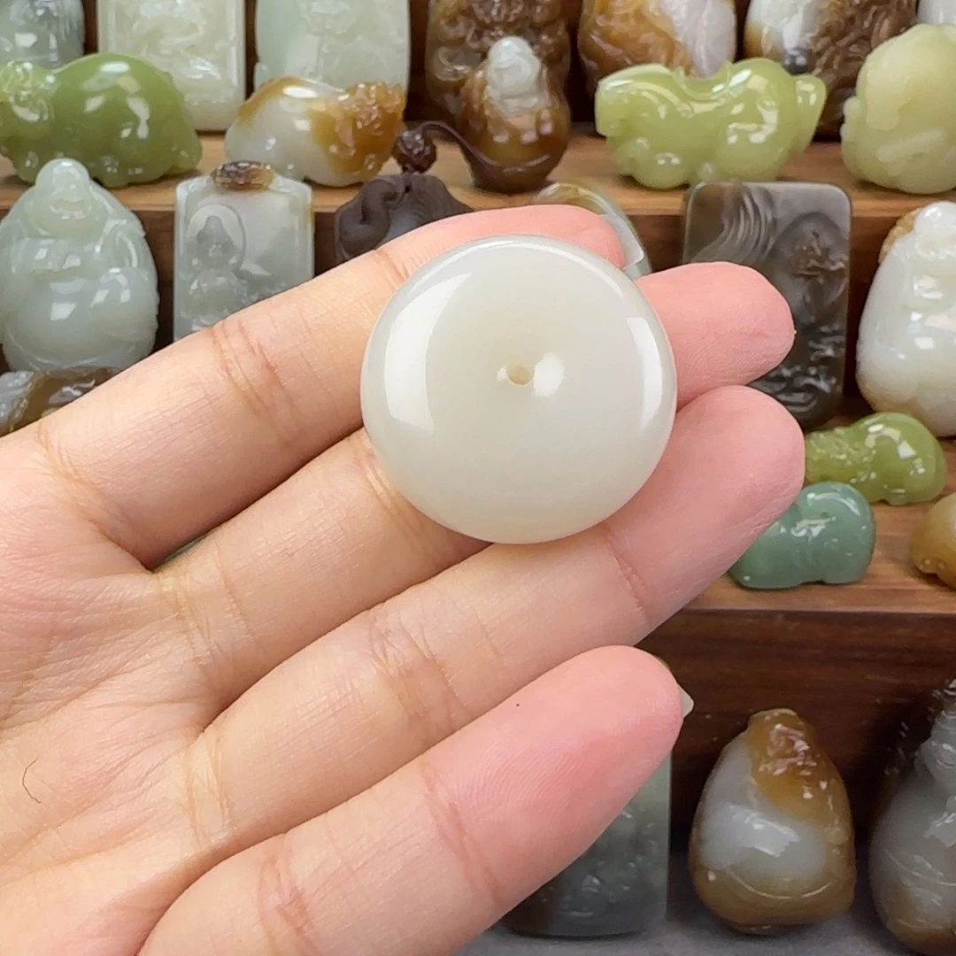 定制和田玉未镶嵌和田玉