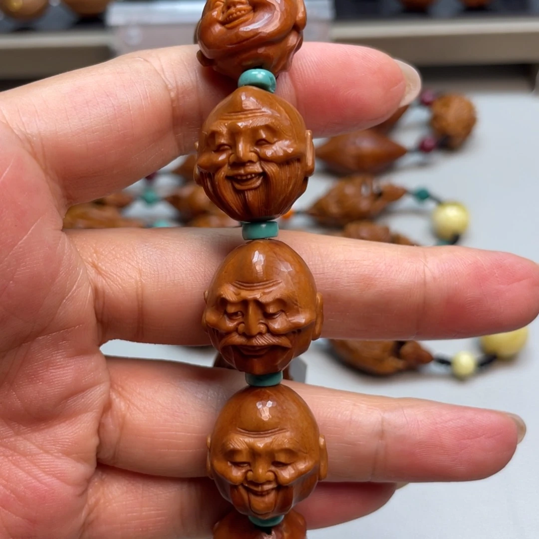 吊坠橄榄核大师兄罗汉