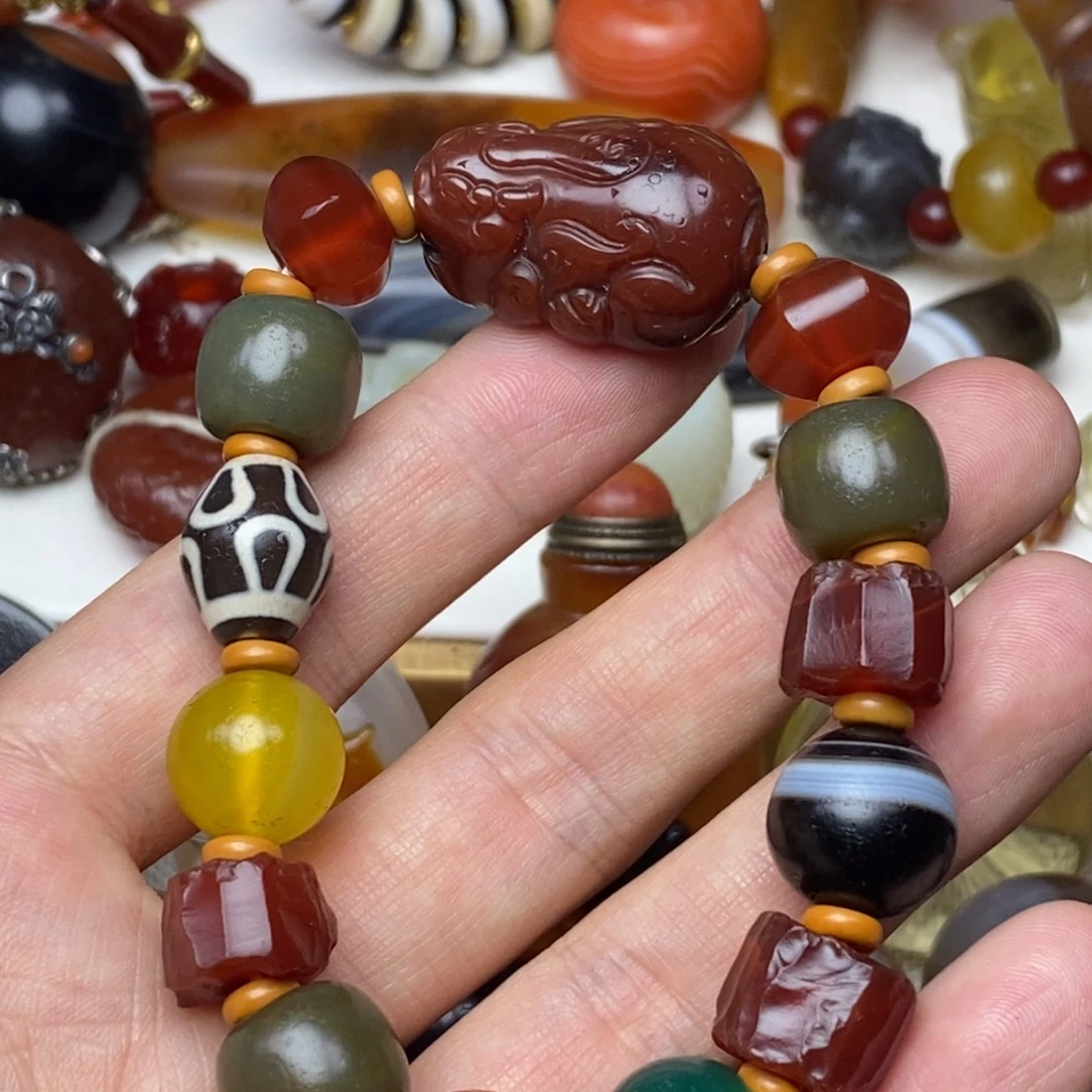 玛瑙/玉髓未镶嵌颈饰