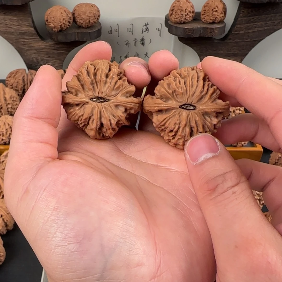 吊坠桃核全品无修无黄无虫眼南疆石