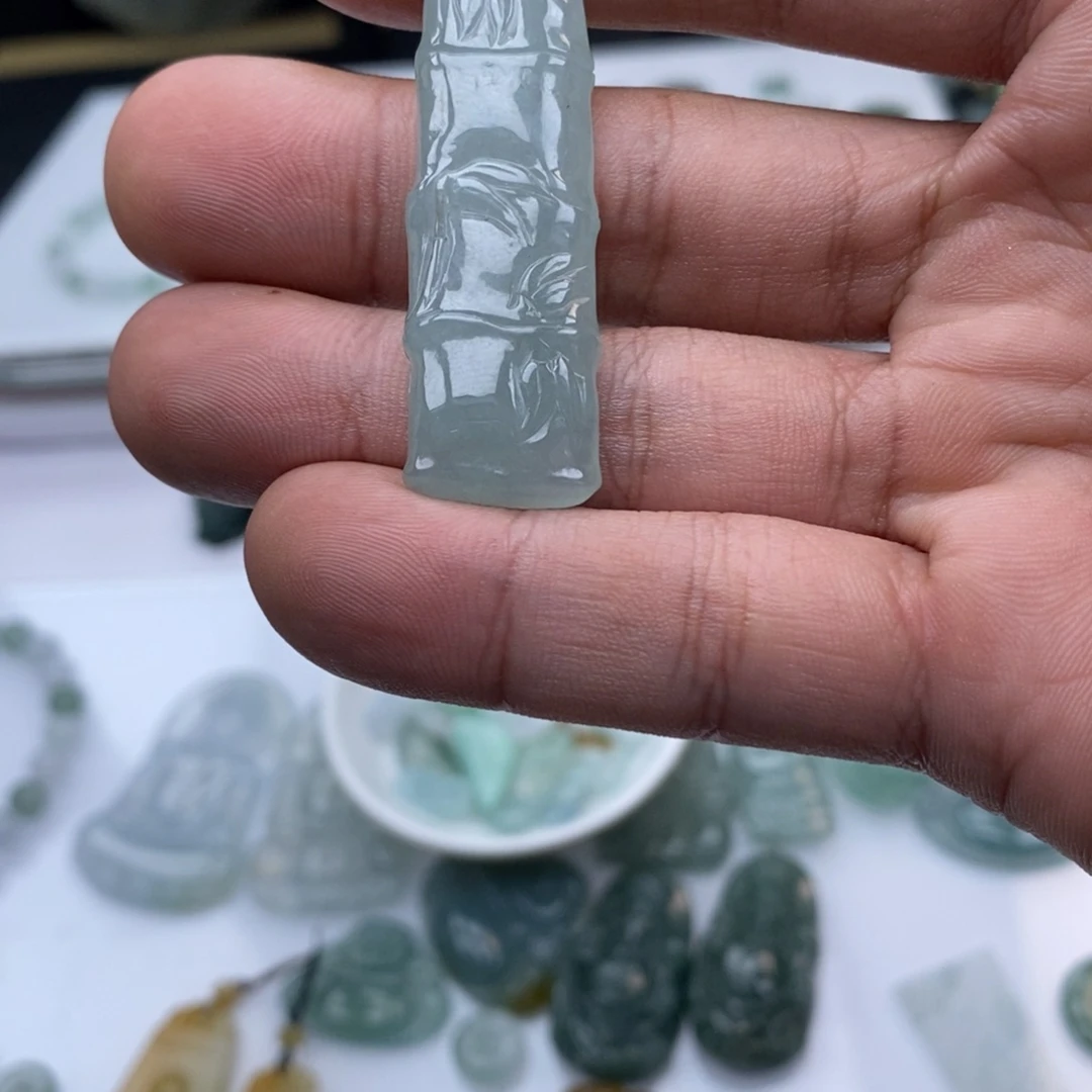 翡翠未镶嵌手链天然a货翡翠79