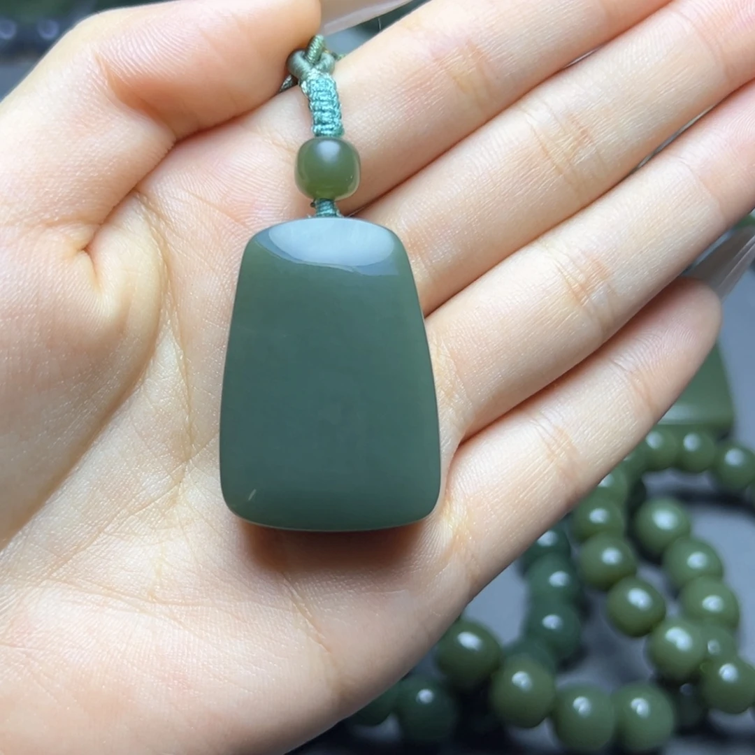 力***」和田玉未镶嵌手串