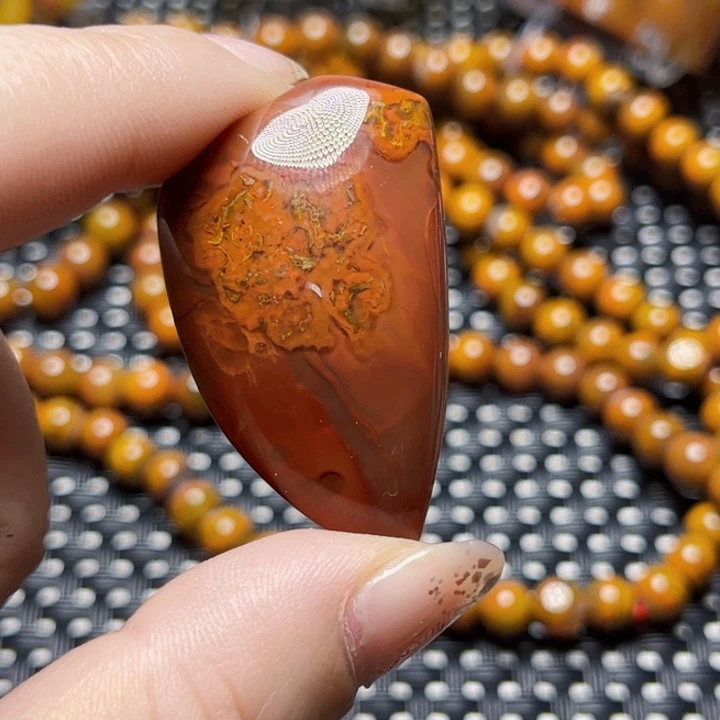 玛瑙/玉髓颈饰未镶嵌油****平