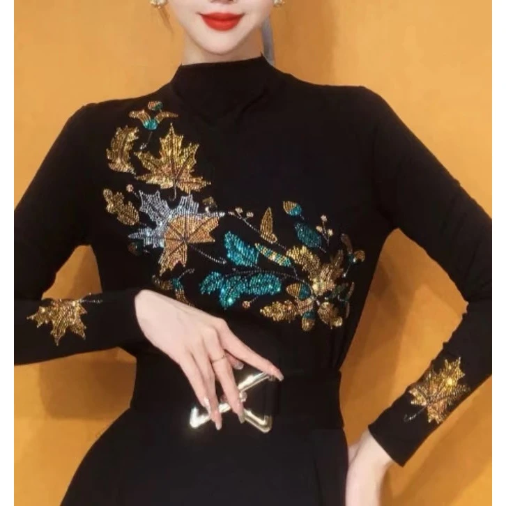 【宠粉】半高领打底衫女内搭秋冬新时尚烫钻上衣修身显瘦长袖677