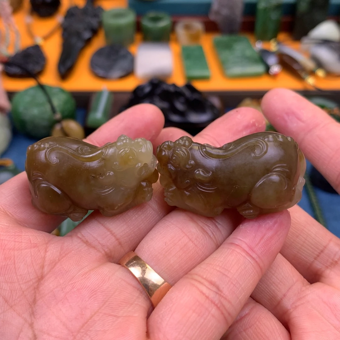 和田玉未镶嵌颈饰