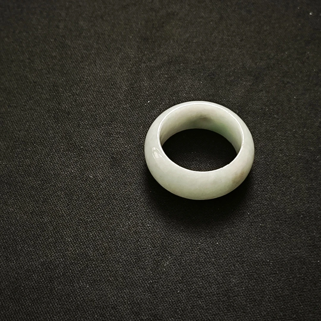 821创汇期翡翠戒指