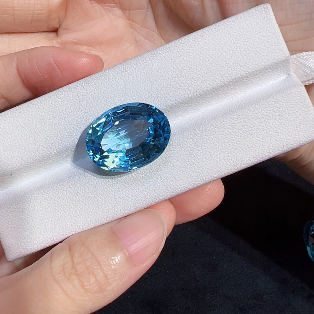 托帕石裸石28.35ct天空蓝