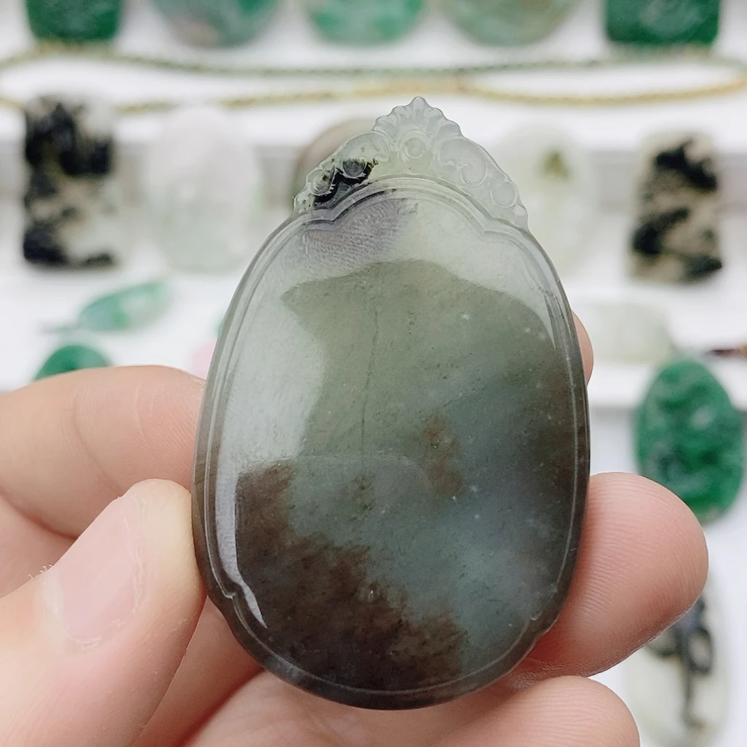 心***成独山玉未镶嵌颈饰