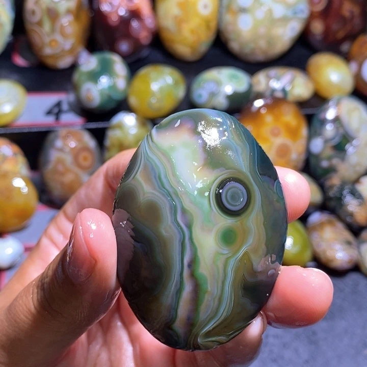 未镶嵌玛瑙/玉髓珠宝奇石