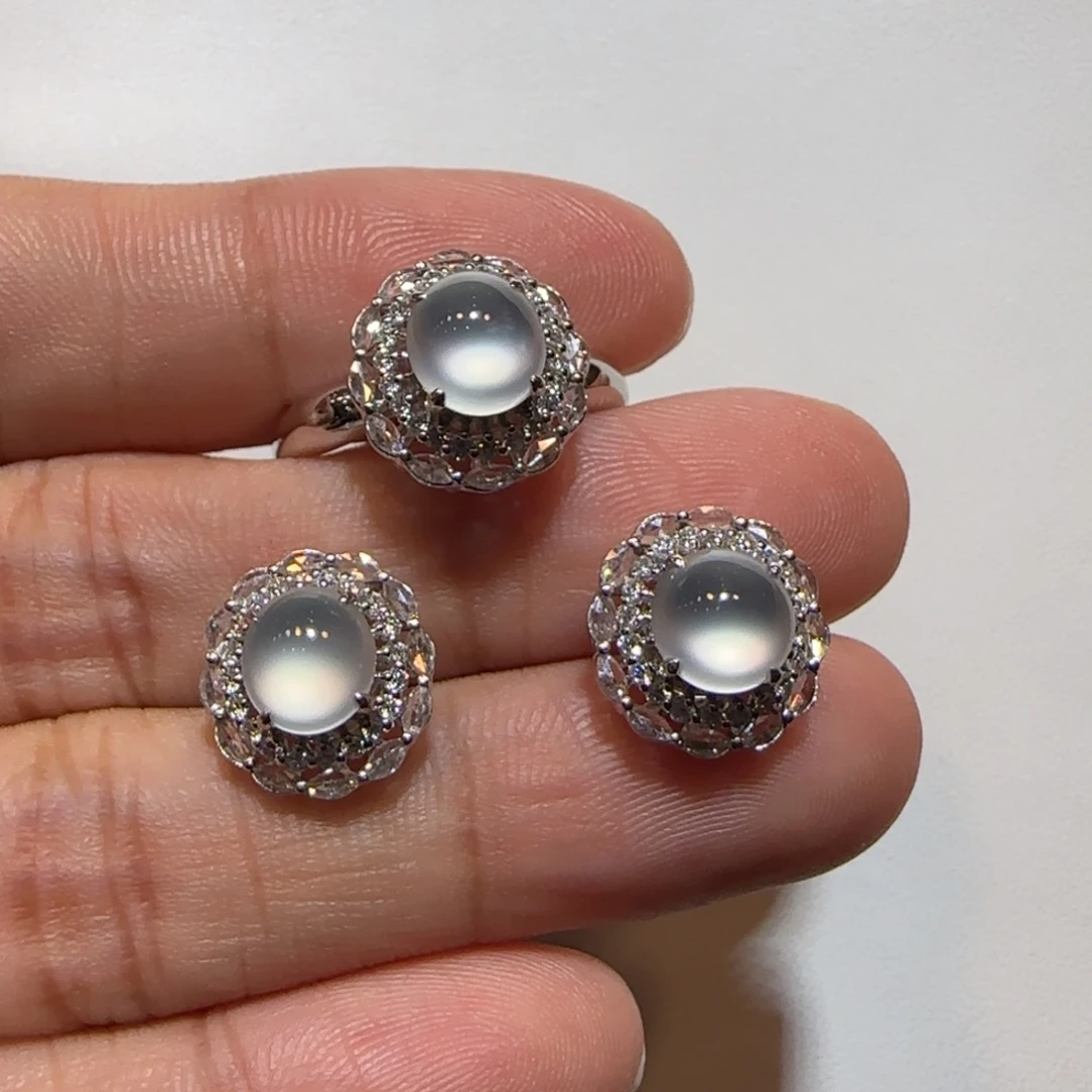 翡翠18K金镶嵌戒指戒指耳钉套装