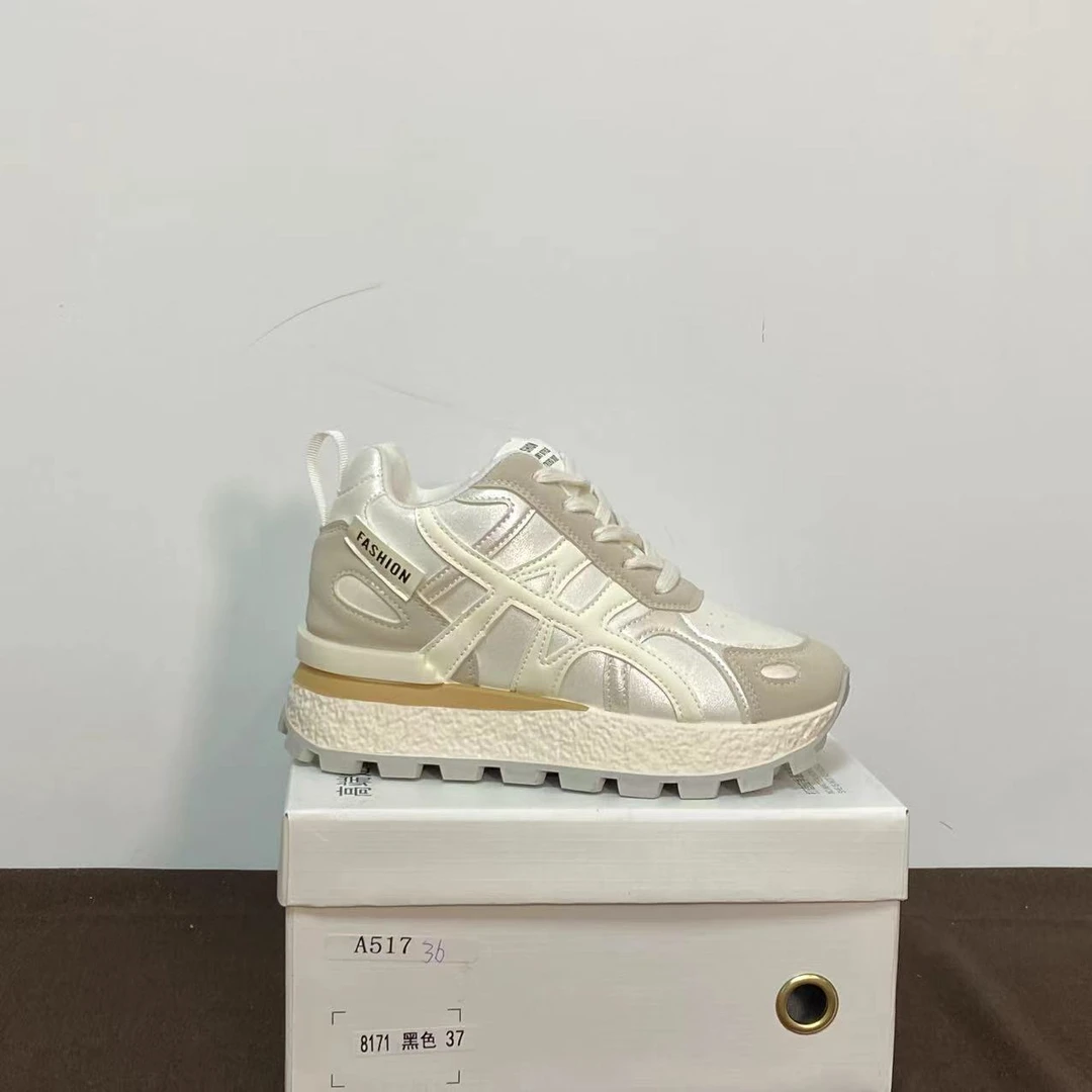 【清仓】2025小个子厚底平增高百搭女鞋A517