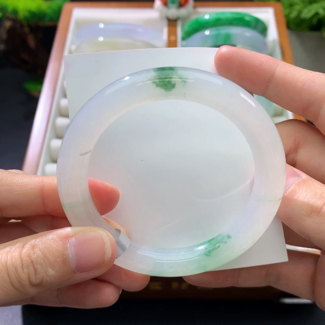 翡翠未镶嵌手镯闪购 1