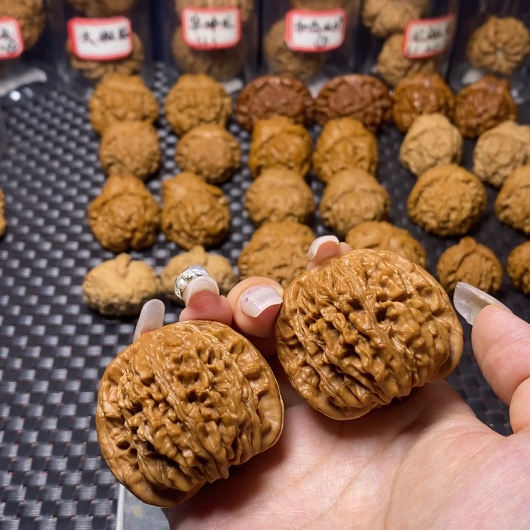 文玩核桃吊坠四座楼45.8