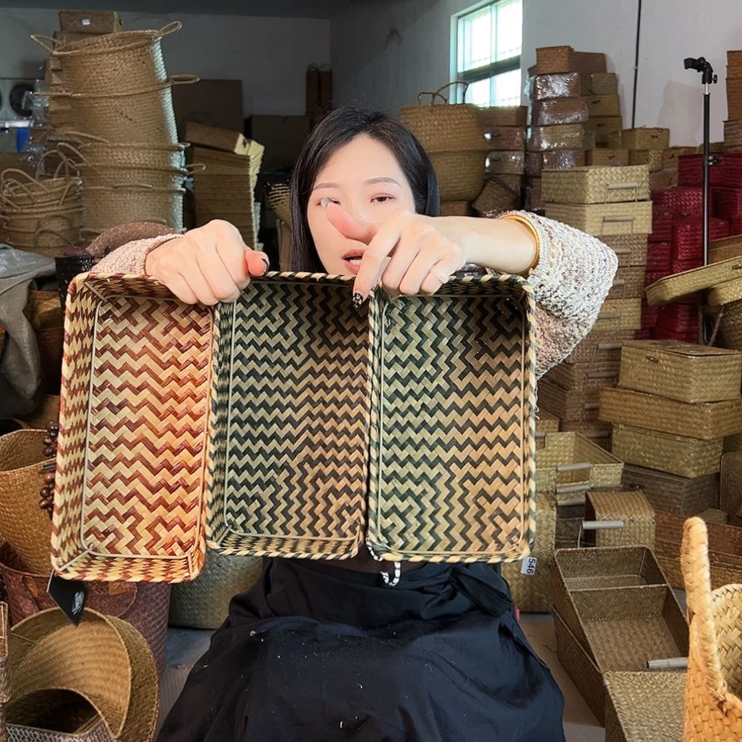 草编草编包/草编收纳盒带瑕疵