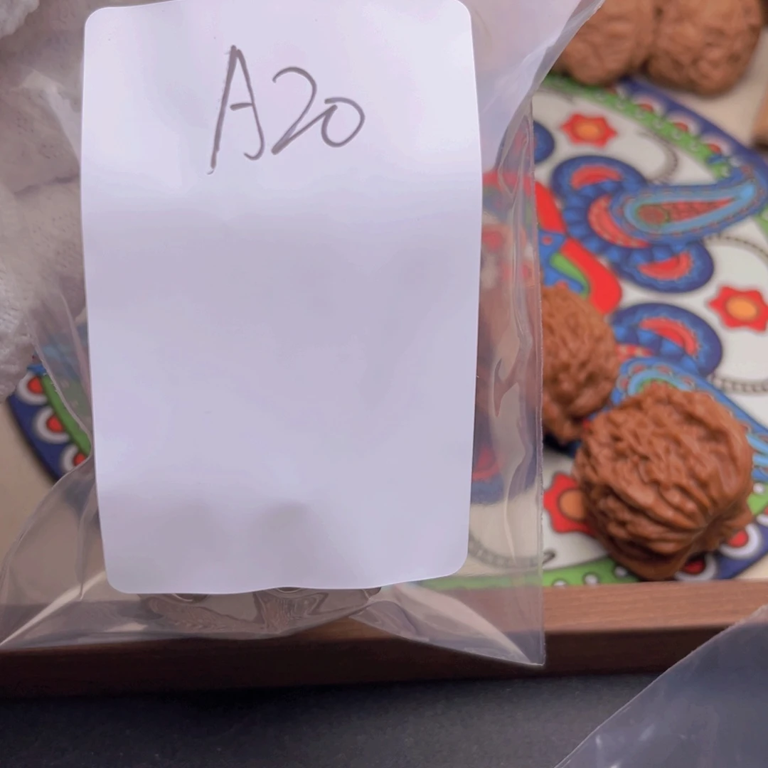 文玩核桃吊坠蛤蟆a20