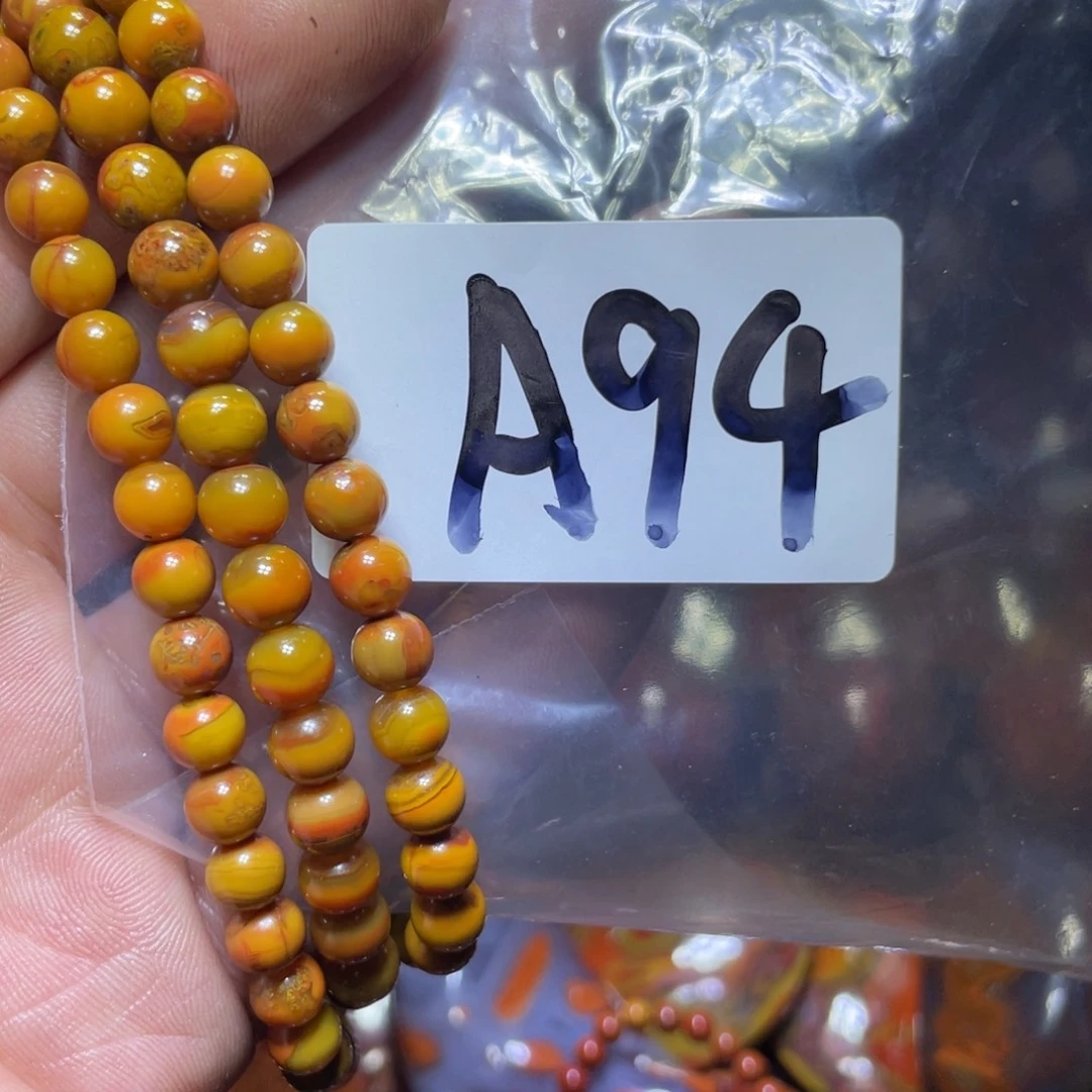 玛瑙/玉髓颈饰未镶嵌@****。