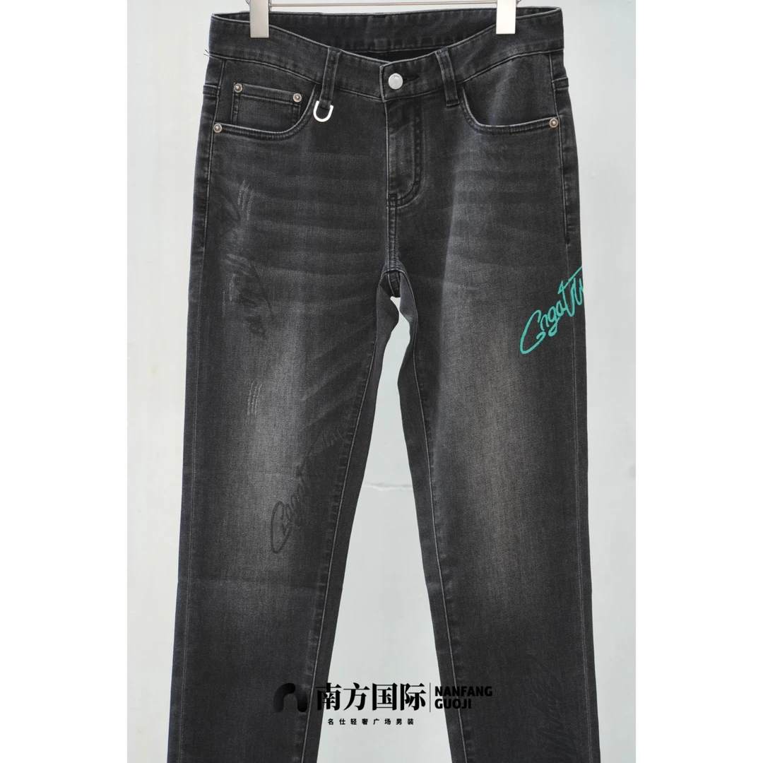 春夏宽松男士休闲轻奢直筒牛仔裤百搭