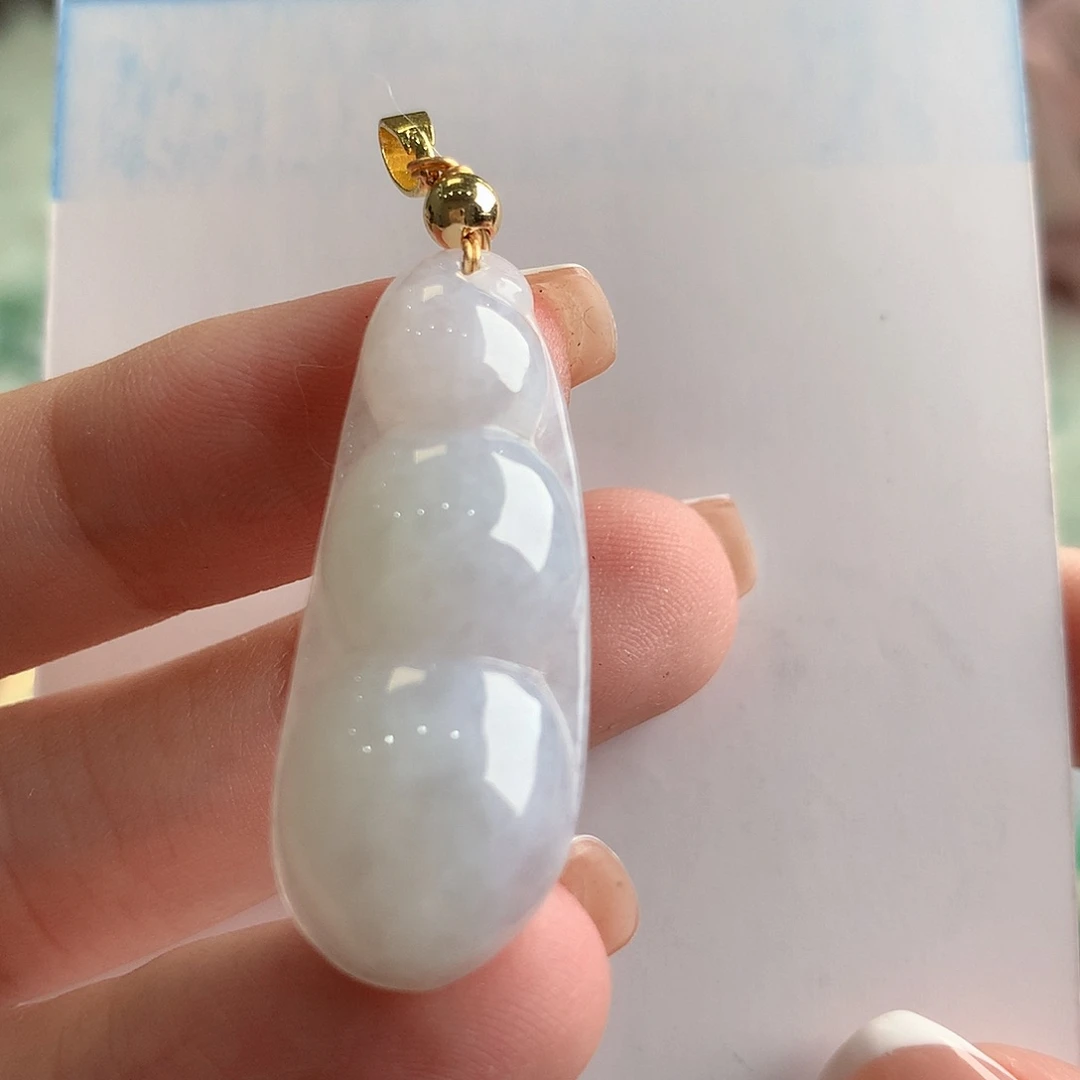 翡翠未镶嵌颈饰3