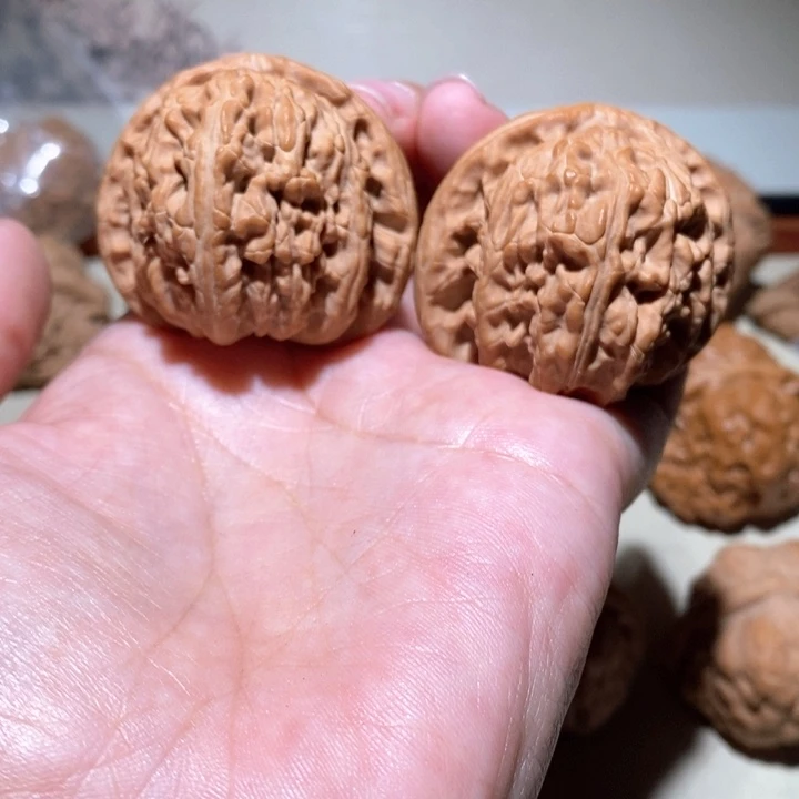 吊坠文玩核桃42三角白