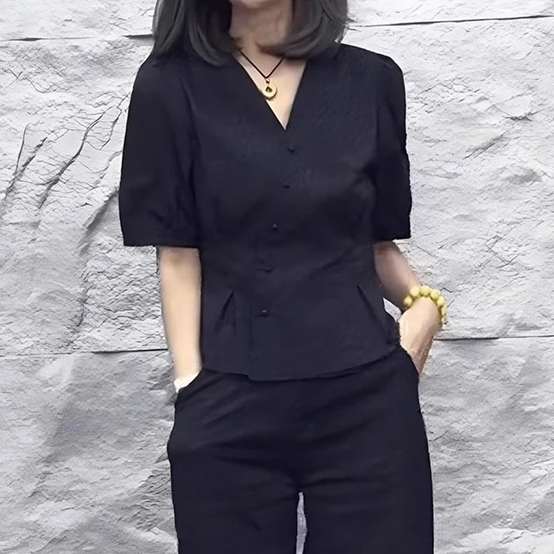 领黑色衬衫女夏季新款时尚显瘦减龄收腰设计感短袖气质上衣