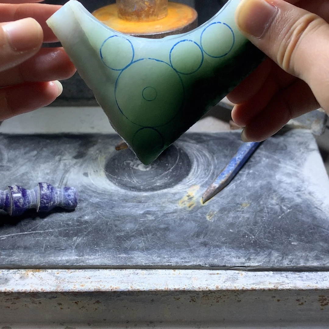 定制翡翠未镶嵌拾**生