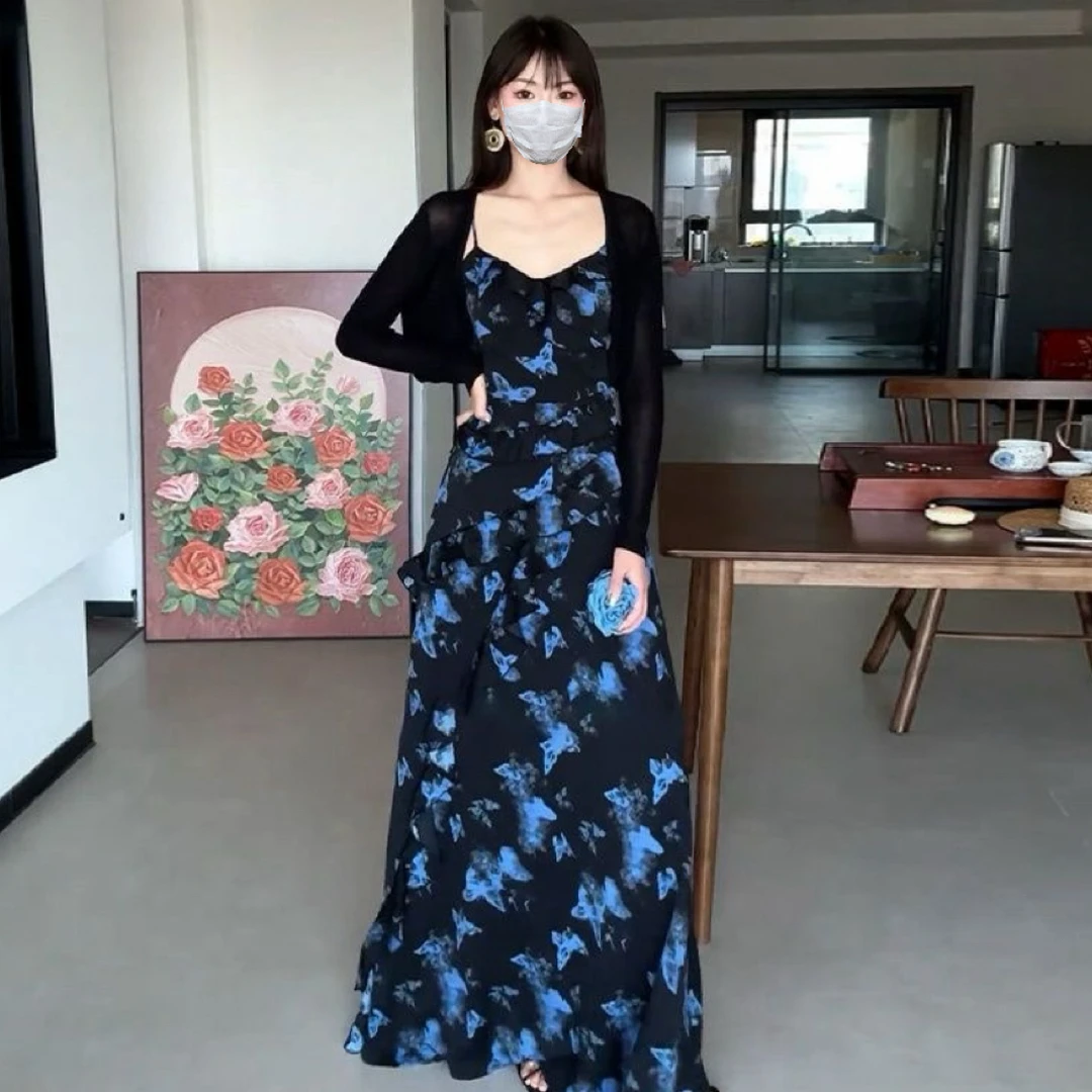 法式气质蓝色碎花吊带连衣裙防晒外搭套装妗女夏收腰显瘦掐腰长裙