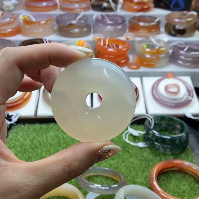 【闪购商品】玛瑙/玉髓手镯未镶嵌