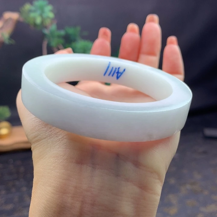 定制翡翠未镶嵌白月光