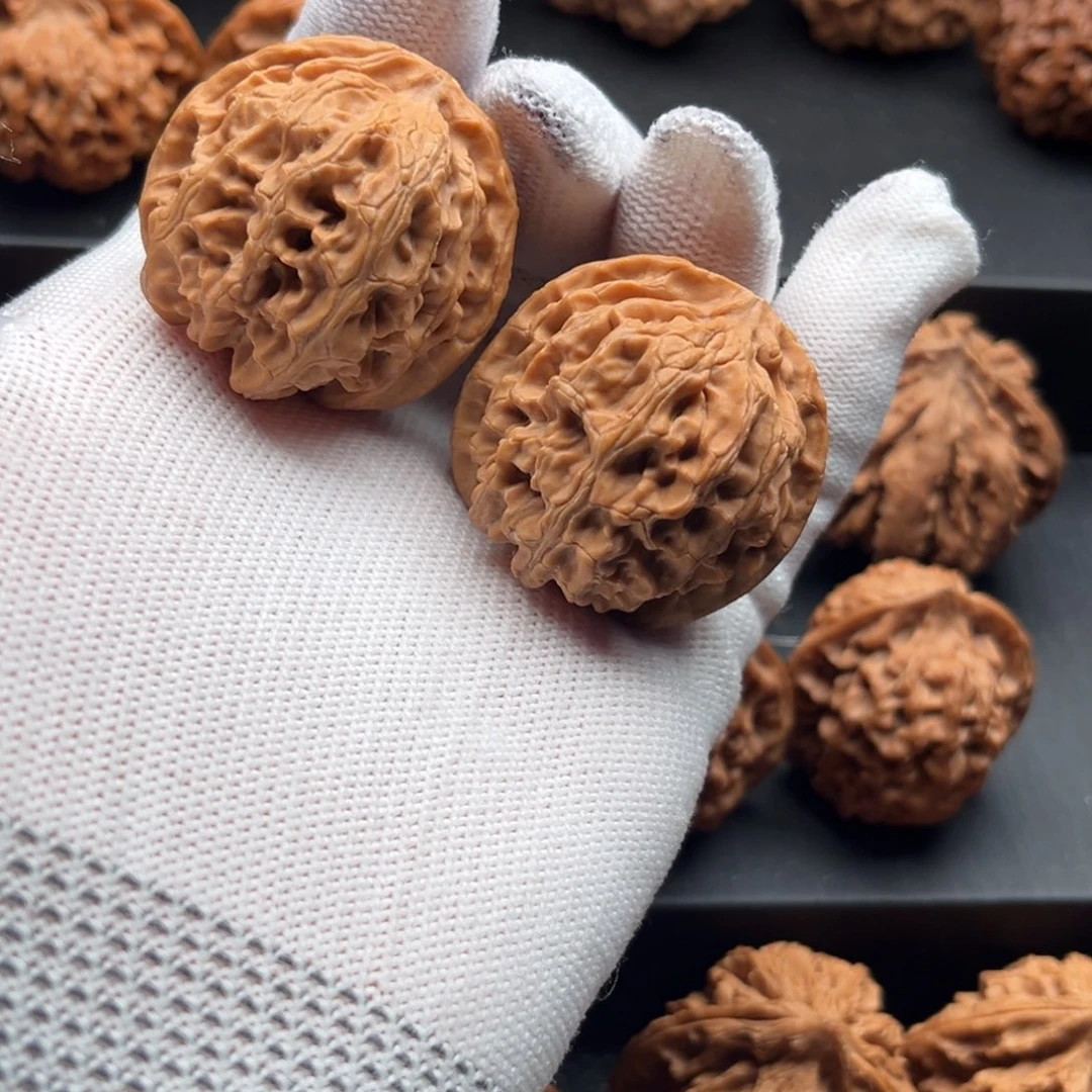 俗***6把件文玩核桃狮子头