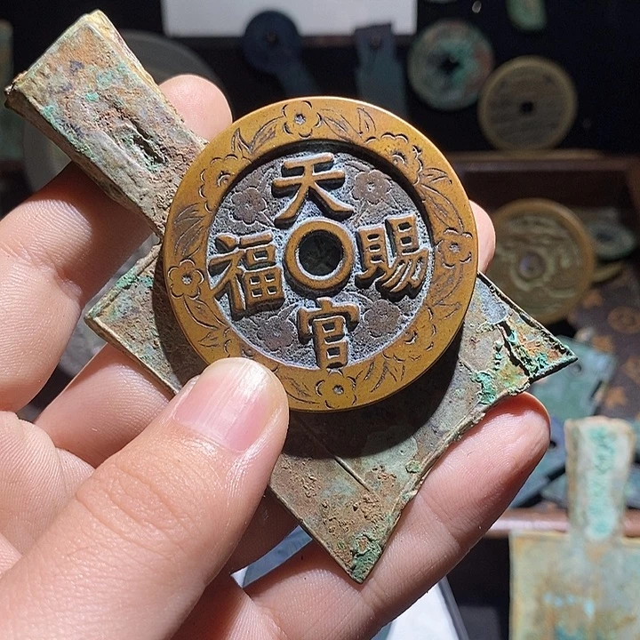 w***.铜现代花钱工艺品工艺品