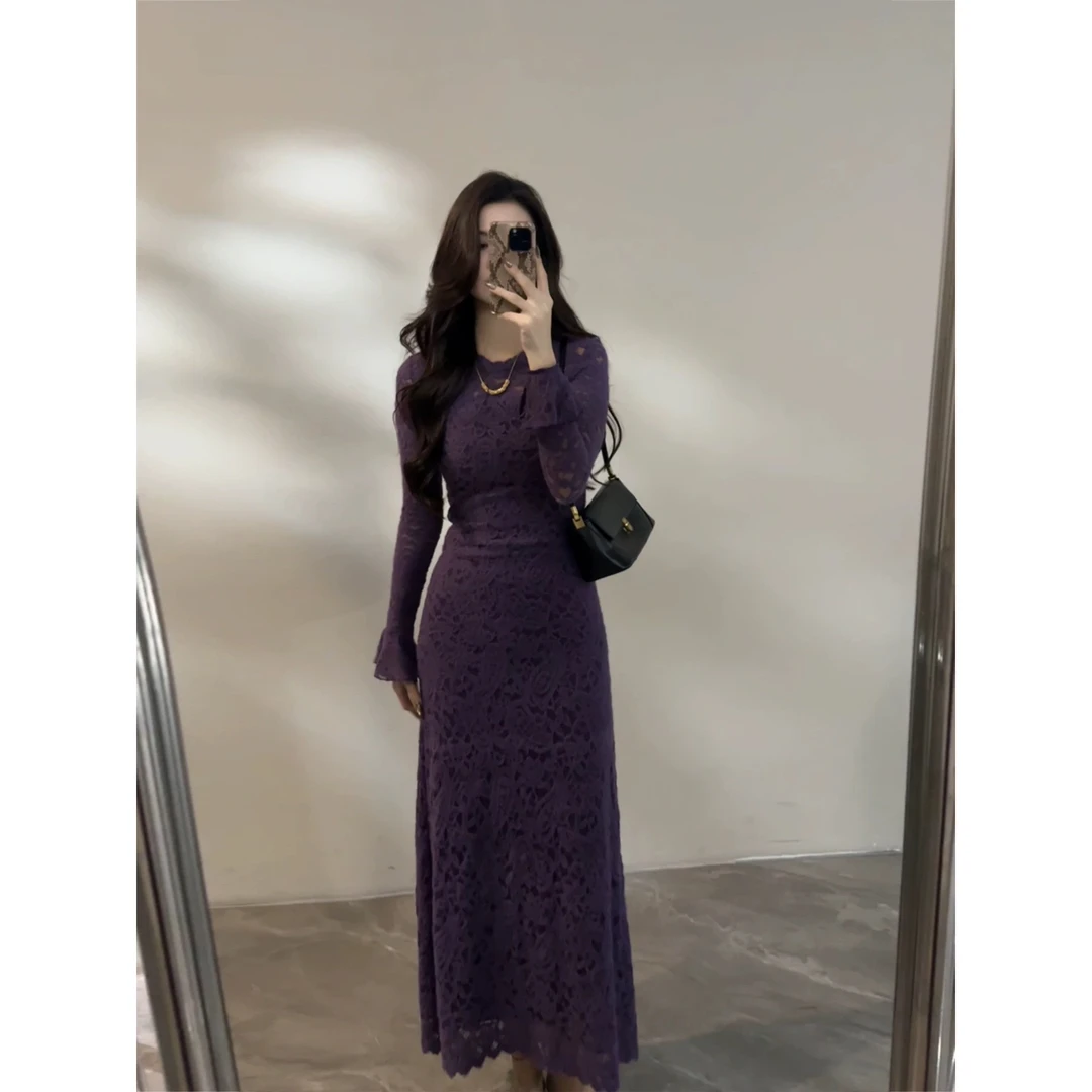 秋冬加绒加厚镂空蕾丝重工喇叭袖修身连衣裙长裙