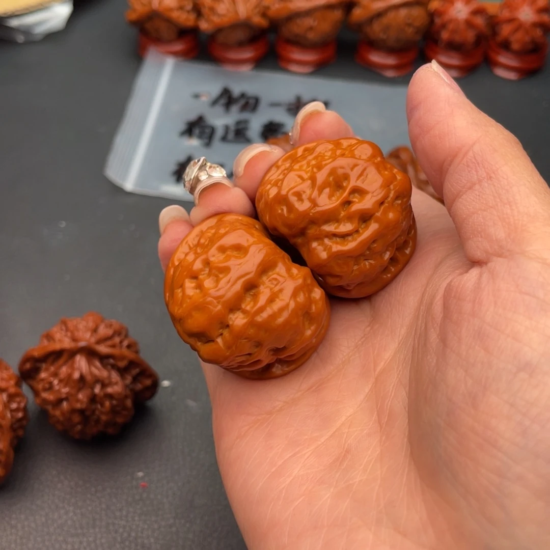 文玩核桃把件蛤蟆头