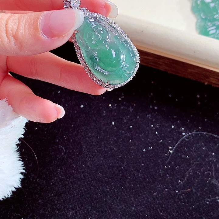 翡翠颈饰银S925镶嵌天然