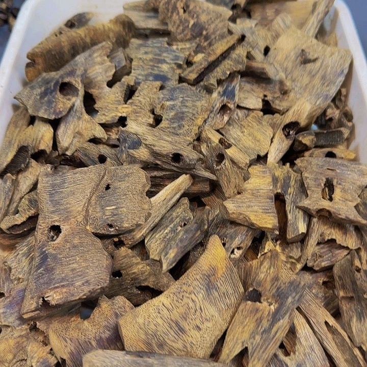 沉香沉香碎屑白露102克