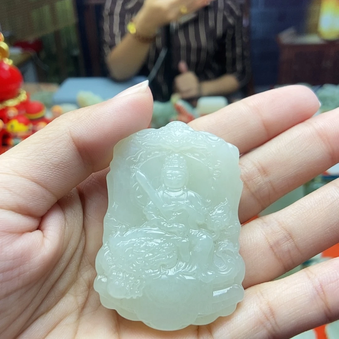 和田玉未镶嵌颈饰荣**业