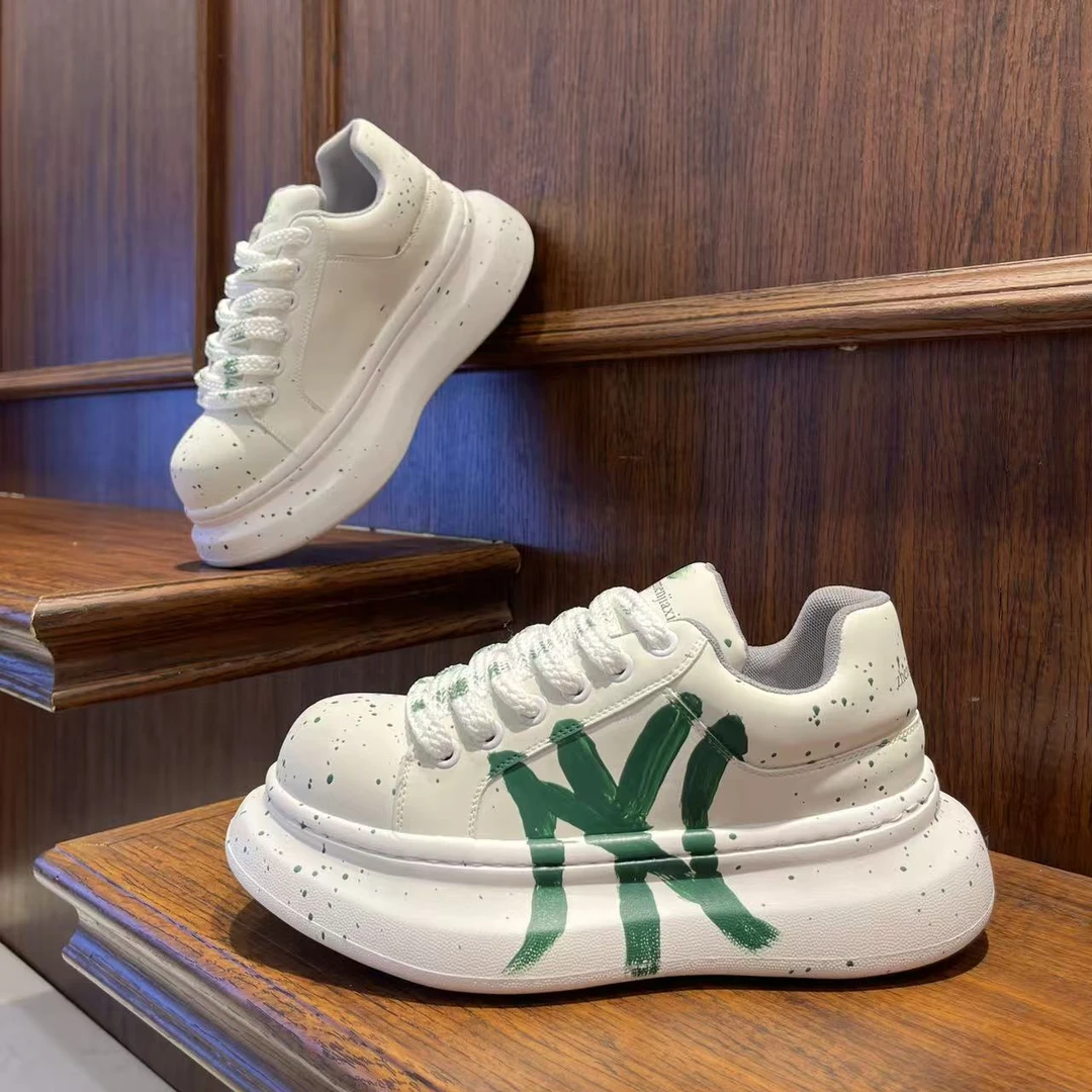 男鞋2025厚底增高秋季皮面时尚涂鸦休闲潮鞋低帮系带小白鞋潮男鞋