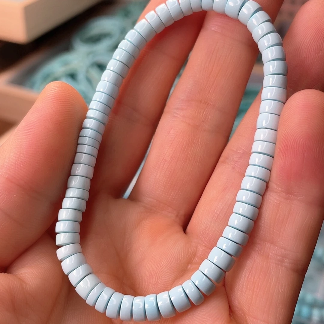 绿松石未镶嵌颈饰